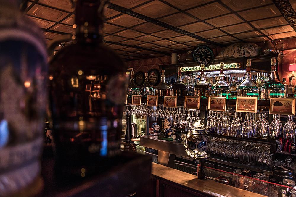 A look into the pub